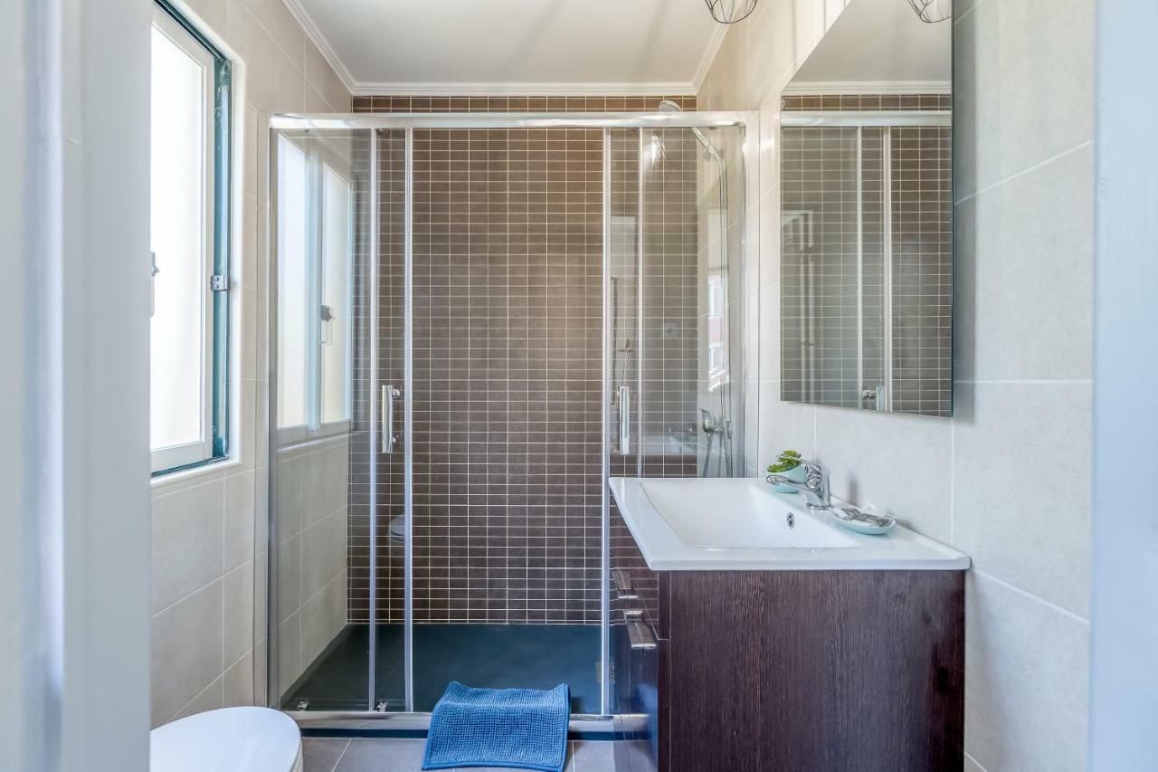 Alfama, Bright And Spacious With Private Terrace, By Timecooler Lisabona Exterior foto